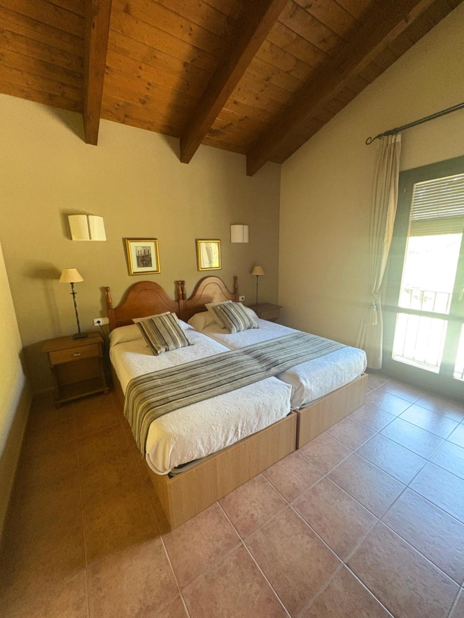 Hotel Guara Inluka Las Almunias Phòng bức ảnh