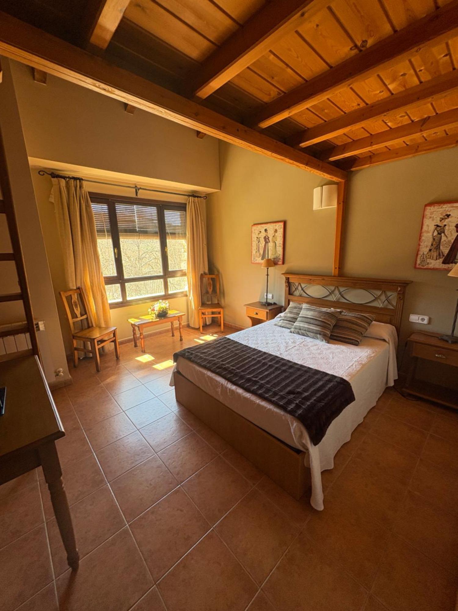 Hotel Guara Inluka Las Almunias Phòng bức ảnh