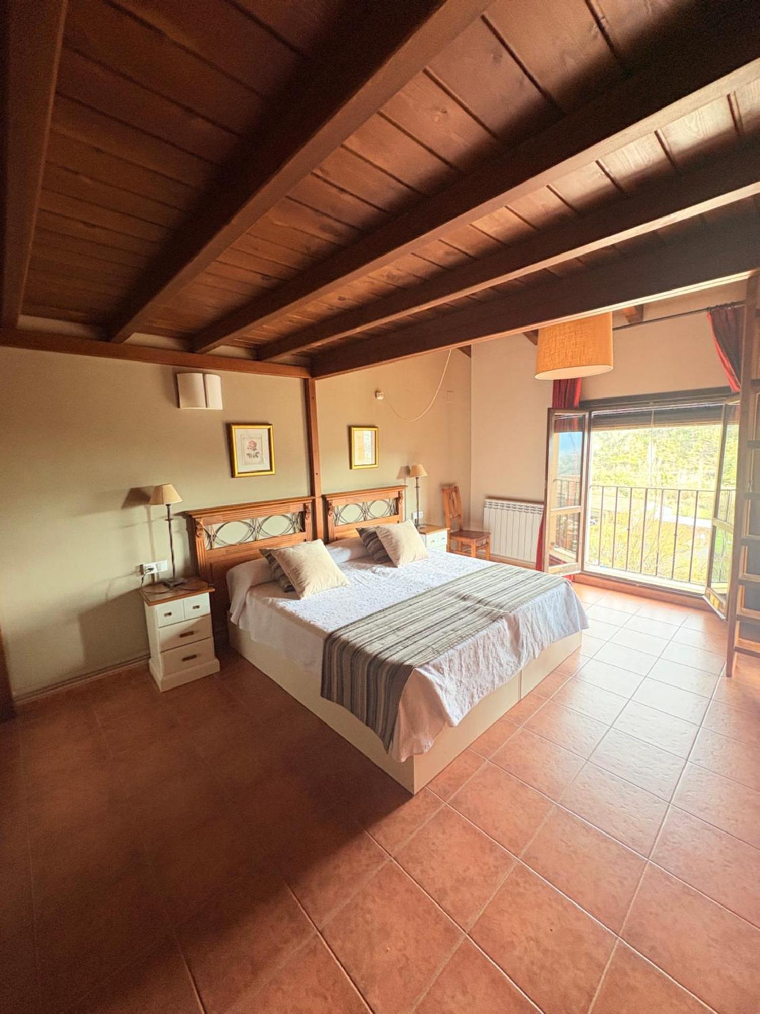 Hotel Guara Inluka Las Almunias Phòng bức ảnh