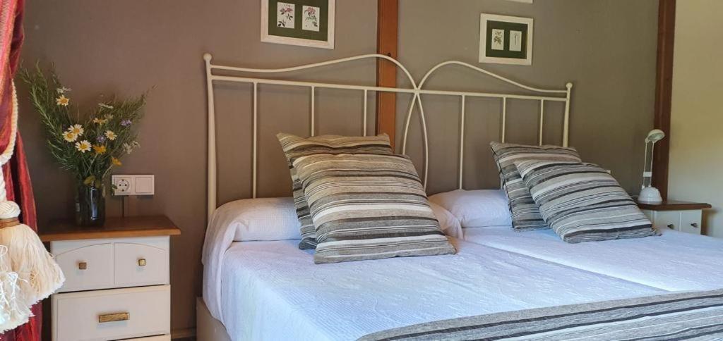 Hotel Guara Inluka Las Almunias Phòng bức ảnh