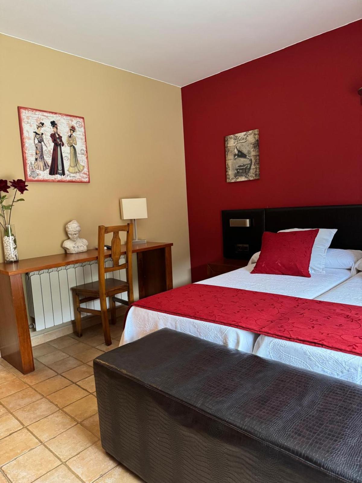 Hotel Guara Inluka Las Almunias Phòng bức ảnh